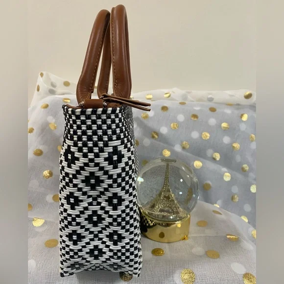 NEW PANDA SMALL WOVEN CROSSBODY BAG - TAN LEATHER - Picture 9 of 17